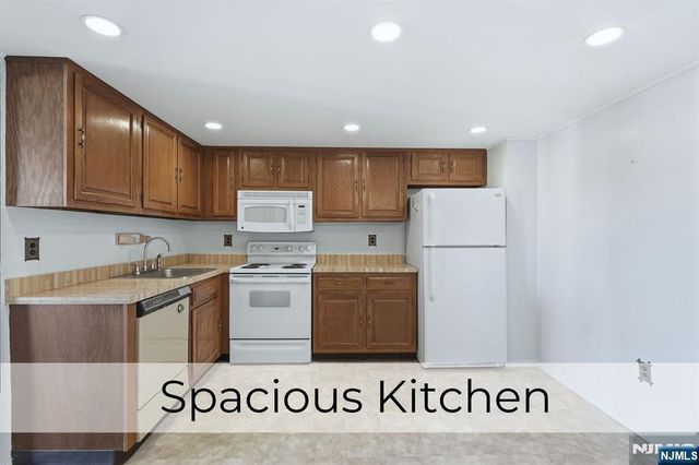 521 Piermont 502, River Vale, NJ 07675