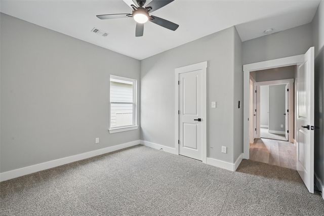 2734 W Washington Street, Denison, TX 75020