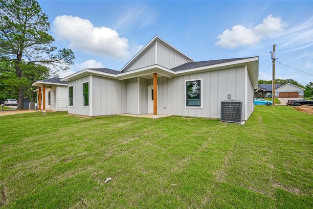 2734 W Washington Street, Denison, TX 75020