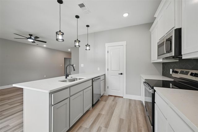 2734 W Washington Street, Denison, TX 75020