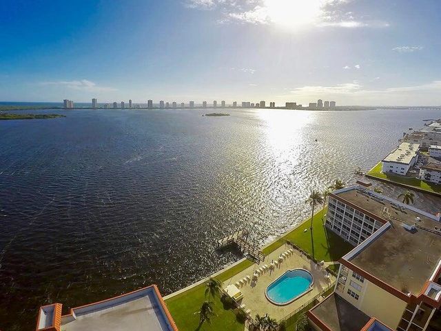 105 Paradise Harbour Boulevard 502, North Palm Beach, FL 33408