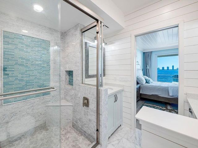 105 Paradise Harbour Boulevard 502, North Palm Beach, FL 33408