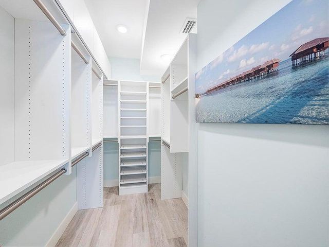 105 Paradise Harbour Boulevard 502, North Palm Beach, FL 33408