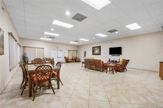 105 Paradise Harbour Boulevard 502, North Palm Beach, FL 33408