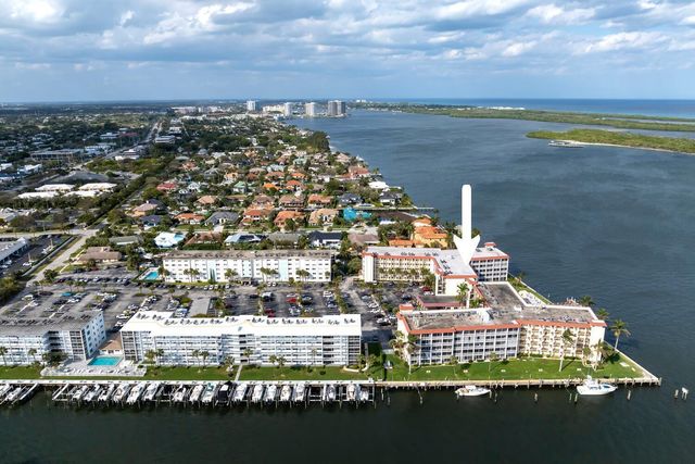 105 Paradise Harbour Boulevard 502, North Palm Beach, FL 33408
