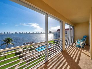 105 Paradise Harbour Boulevard 502, North Palm Beach, FL 33408