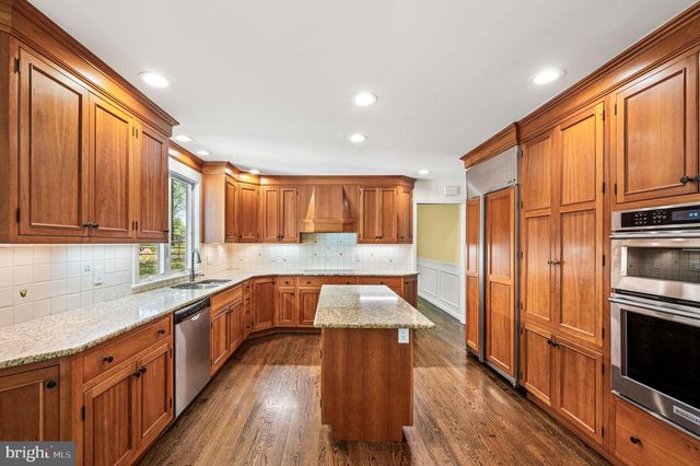 2090 UNION HILL RD, Malvern, PA 19355