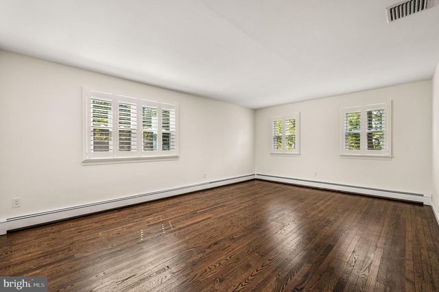 2090 UNION HILL RD, Malvern, PA 19355