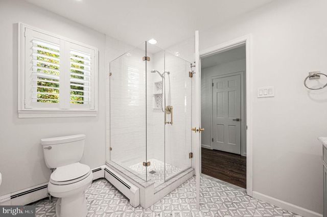 2090 UNION HILL RD, Malvern, PA 19355