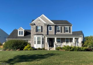 3 Paetzell Farm Rd, Milford Boro, NJ 07830