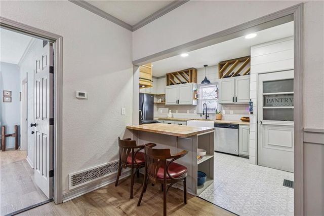 622 Oak Street, Wellsville, KS 66092