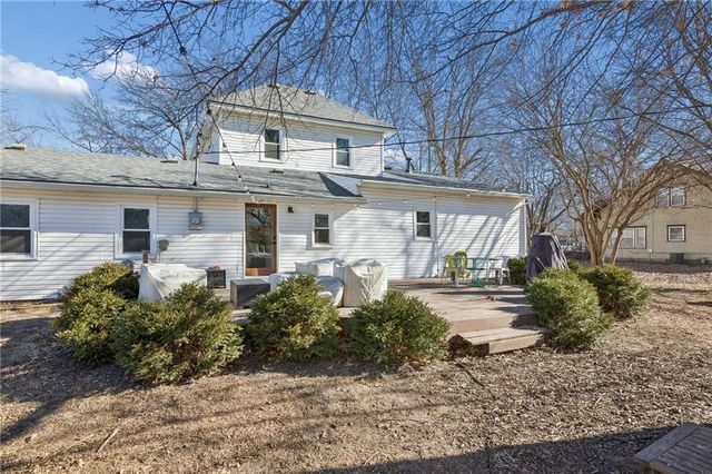 622 Oak Street, Wellsville, KS 66092