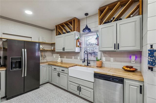 622 Oak Street, Wellsville, KS 66092