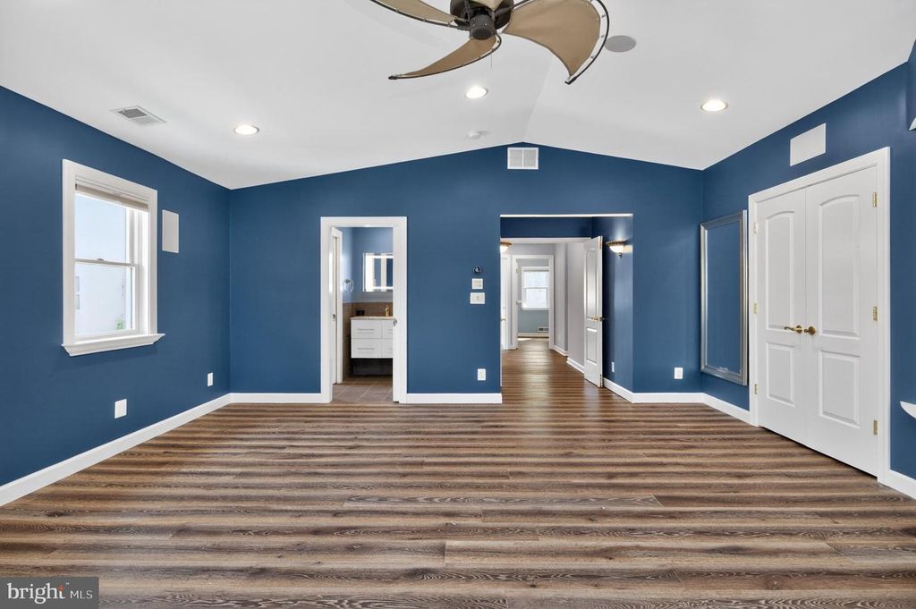 Image 21 of property listing at 416 SUDBURY RD, Linthicum Heights, MD 21090