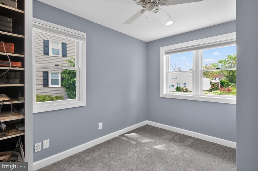 Image 27 of property listing at 416 SUDBURY RD, Linthicum Heights, MD 21090