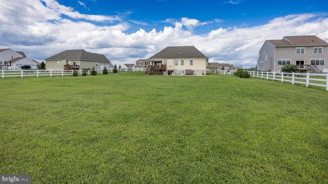 231 RIDING PATH DR, Clayton, DE 19938