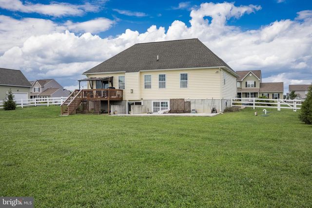 231 RIDING PATH DR, Clayton, DE 19938