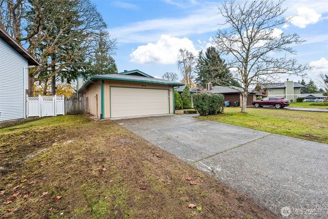 9716 73rd Street SW, Lakewood, WA 98498
