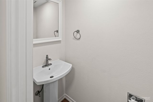 9716 73rd Street SW, Lakewood, WA 98498