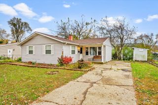 1505 Plymouth Circle, Carpentersville, IL 60110