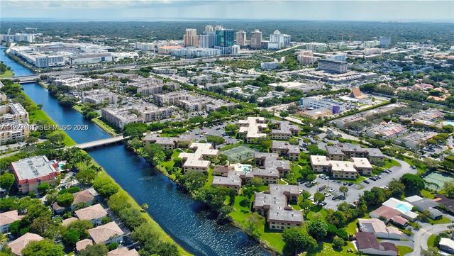 7985 SW 86th St 432, Miami, FL 33143