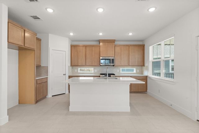 1215 Shaded Rock Drive, Missouri City, TX 77459