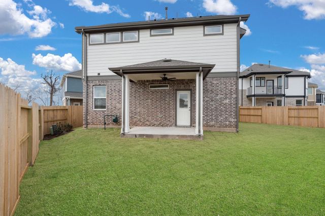 1215 Shaded Rock Drive, Missouri City, TX 77459