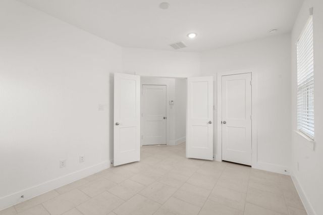 1215 Shaded Rock Drive, Missouri City, TX 77459