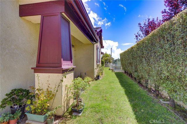 1484 Ash Street, Arroyo Grande, CA 93420