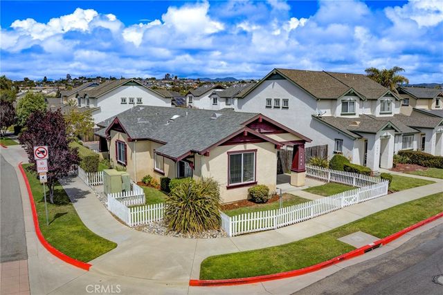 1484 Ash Street, Arroyo Grande, CA 93420