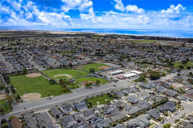 1484 Ash Street, Arroyo Grande, CA 93420