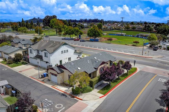 1484 Ash Street, Arroyo Grande, CA 93420