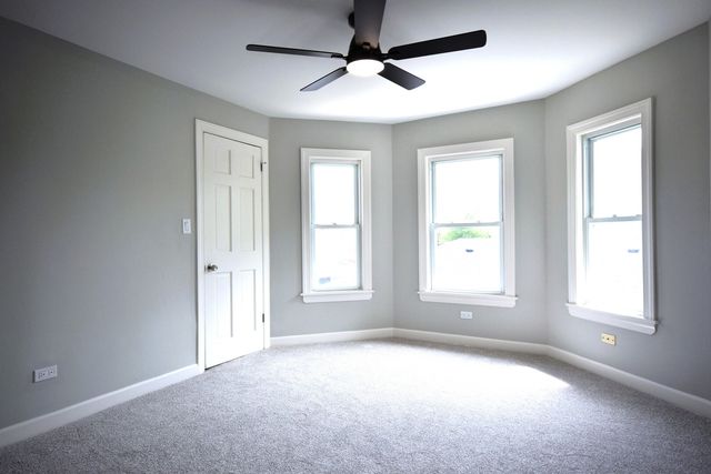 407 S 20th Avenue, Maywood, IL 60153