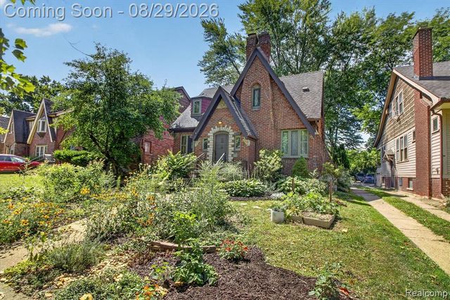 5793 Grayton Street, Detroit, MI 48224
