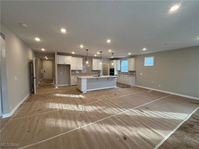 8304 Clydesdale Drive, Mentor, OH 44060