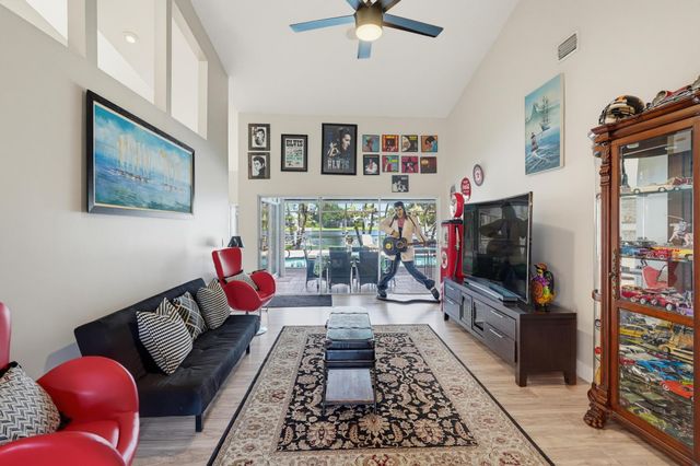 1619 Wiltshire Village Drive, Wellington, FL 33414