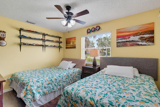 1619 Wiltshire Village Drive, Wellington, FL 33414