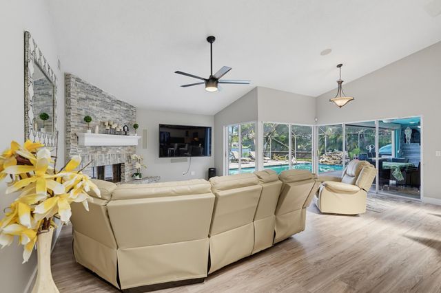 1619 Wiltshire Village Drive, Wellington, FL 33414
