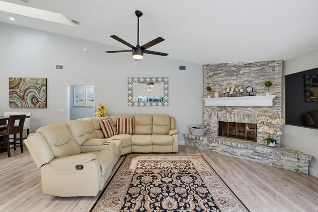 1619 Wiltshire Village Drive, Wellington, FL 33414