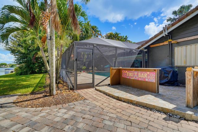 1619 Wiltshire Village Drive, Wellington, FL 33414
