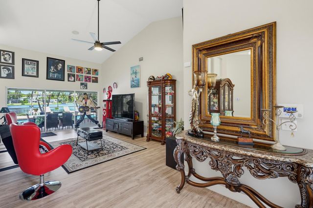 1619 Wiltshire Village Drive, Wellington, FL 33414