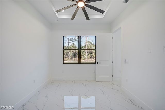 1927 Redmont AVE, Lehigh Acres, FL 33972