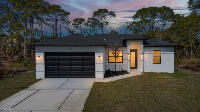1927 Redmont AVE, Lehigh Acres, FL 33972