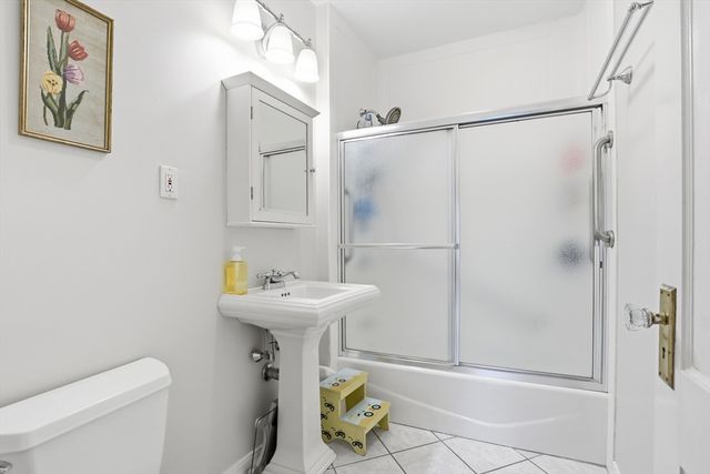 80 Concord St, Maynard, MA 01754