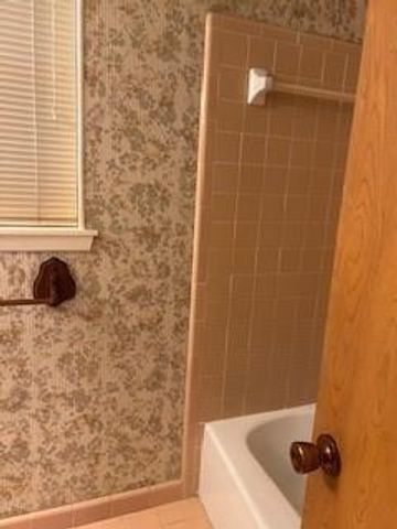 5005 Oak Lane, Texas City, TX 77591