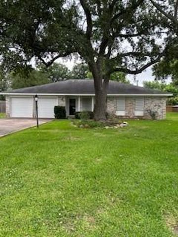 5005 Oak Lane, Texas City, TX 77591