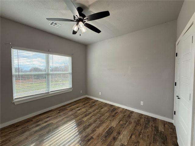 18783 Old Springtown Road, Gentry, AR 72734