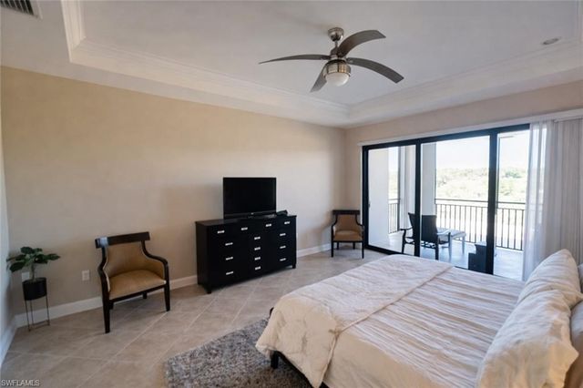2547 Marquesa Royale LN 3-201, Naples, FL 34109