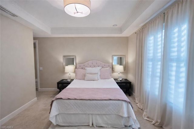 2547 Marquesa Royale LN 3-201, Naples, FL 34109