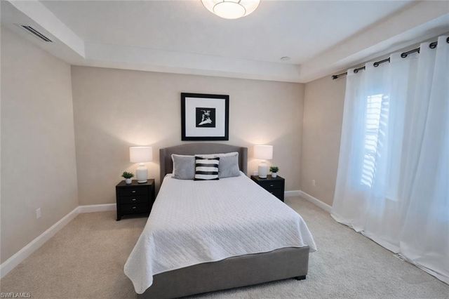 2547 Marquesa Royale LN 3-201, Naples, FL 34109